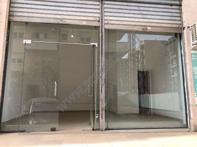 Shop space for rent near the Botanical Garden in Tirana.
Located on the 0 th floor of a new buildin